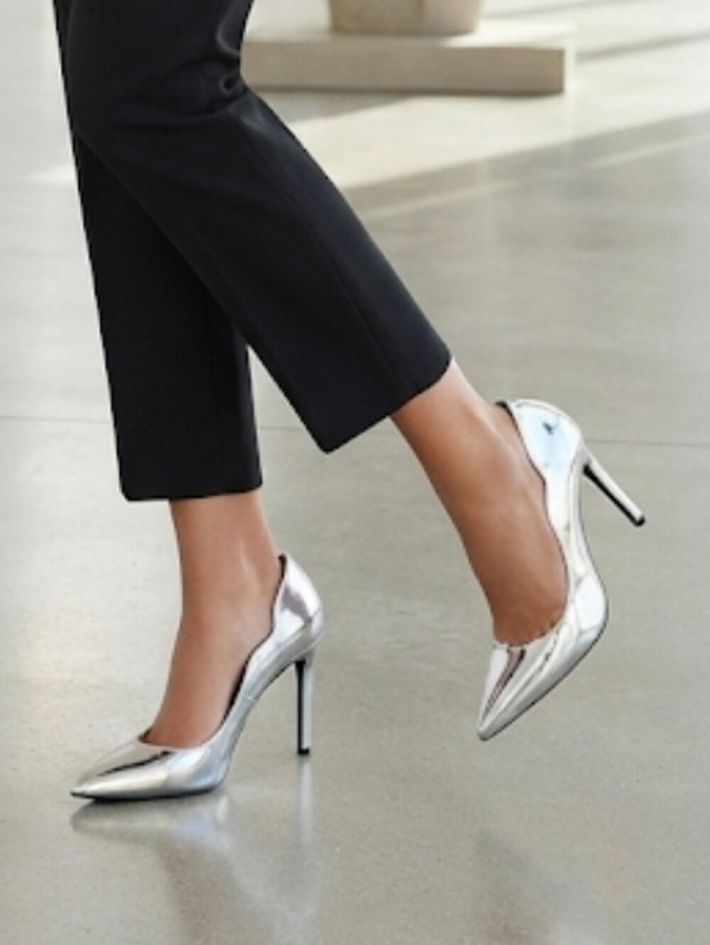 Bershka Metallic Silver Wave-Cut Reflective Pointed Toe Stiletto Pumps | Size 39